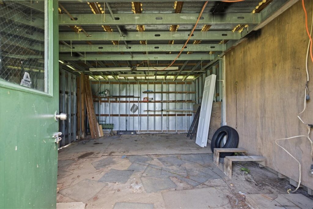 shed